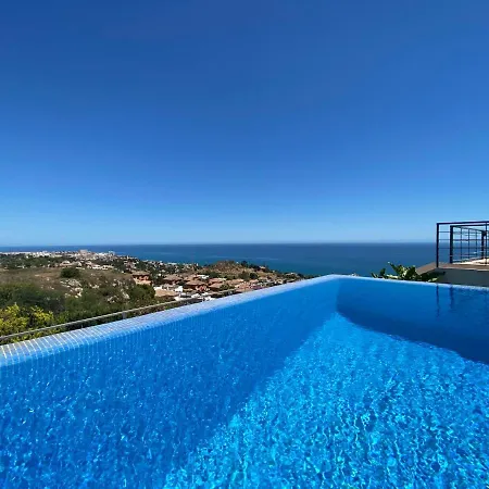 Uniq Villa *