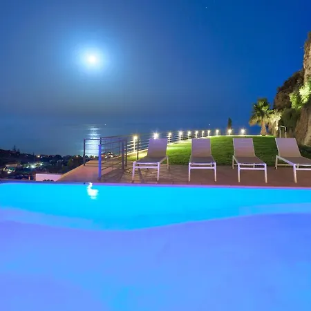 Uniq Villa Benalmadena